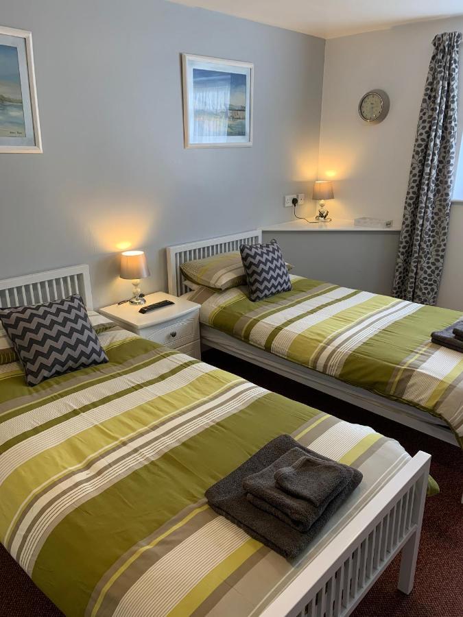 Bedrock Lodge Winterbourne Dış mekan fotoğraf