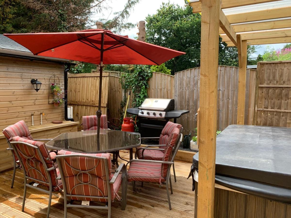 Bedrock Lodge Winterbourne Dış mekan fotoğraf